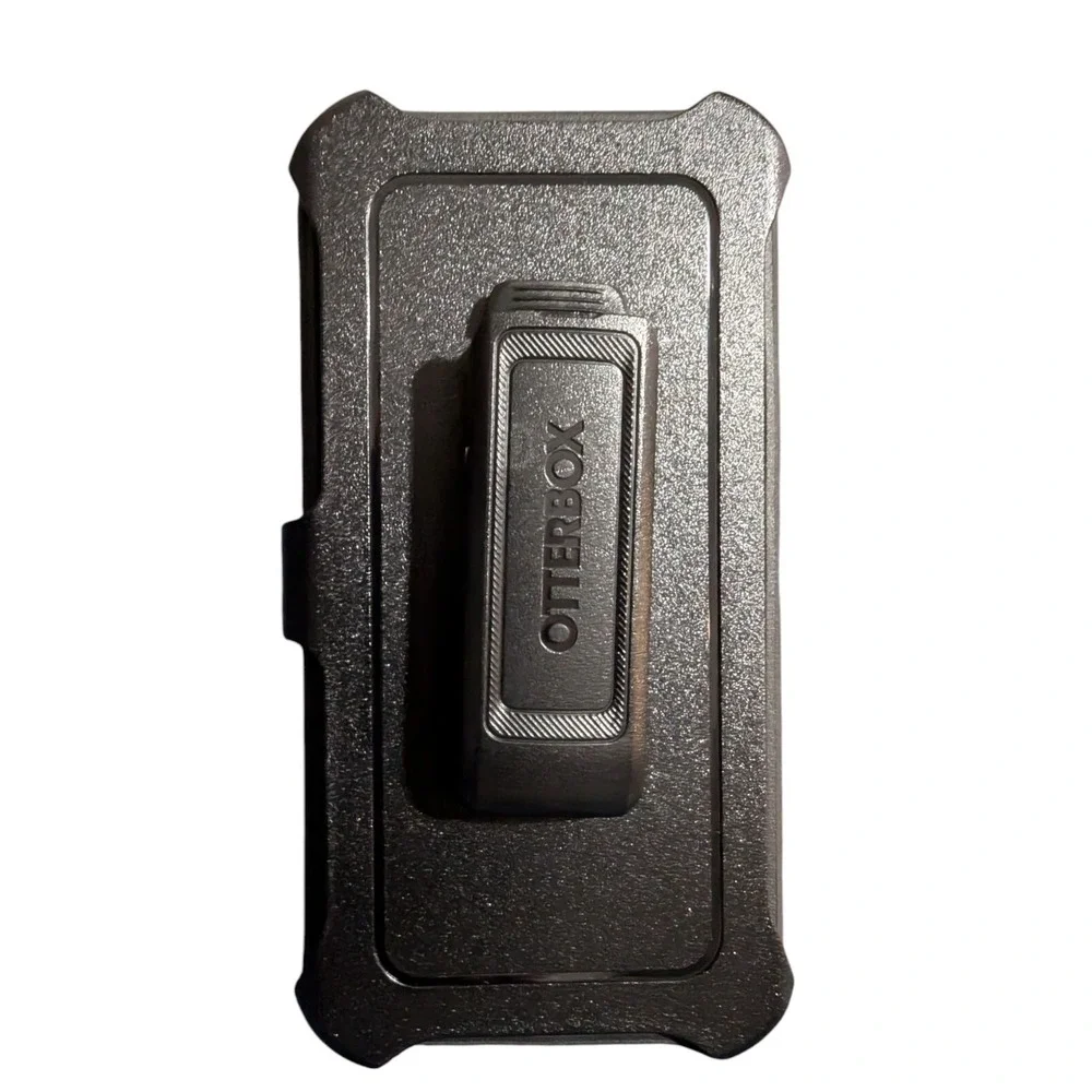 H1. Otterbox Defender Series‎ Case iPhone 12/iPhone 12 Pro, Black Used Re-pack